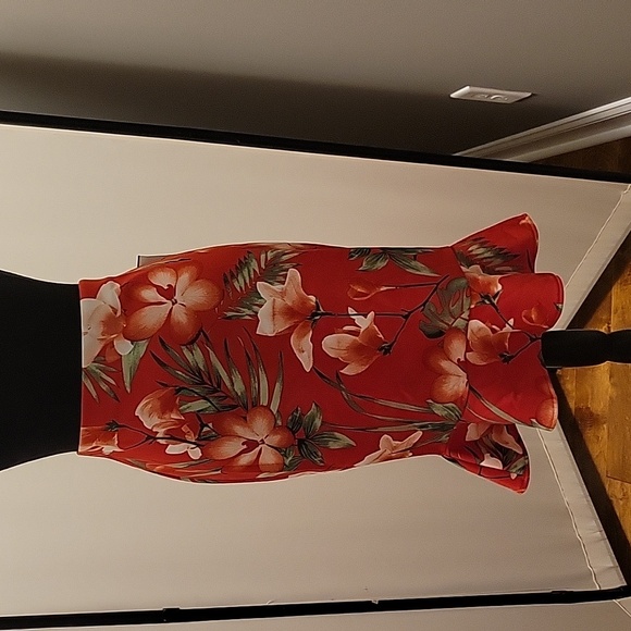 Elastic waist skirt - Picture 1 of 3